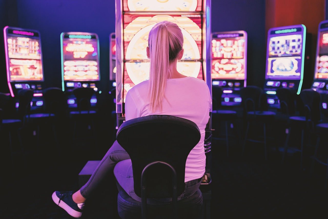 Responsible gaming reminder on 3999 bdt winning tips page for adults